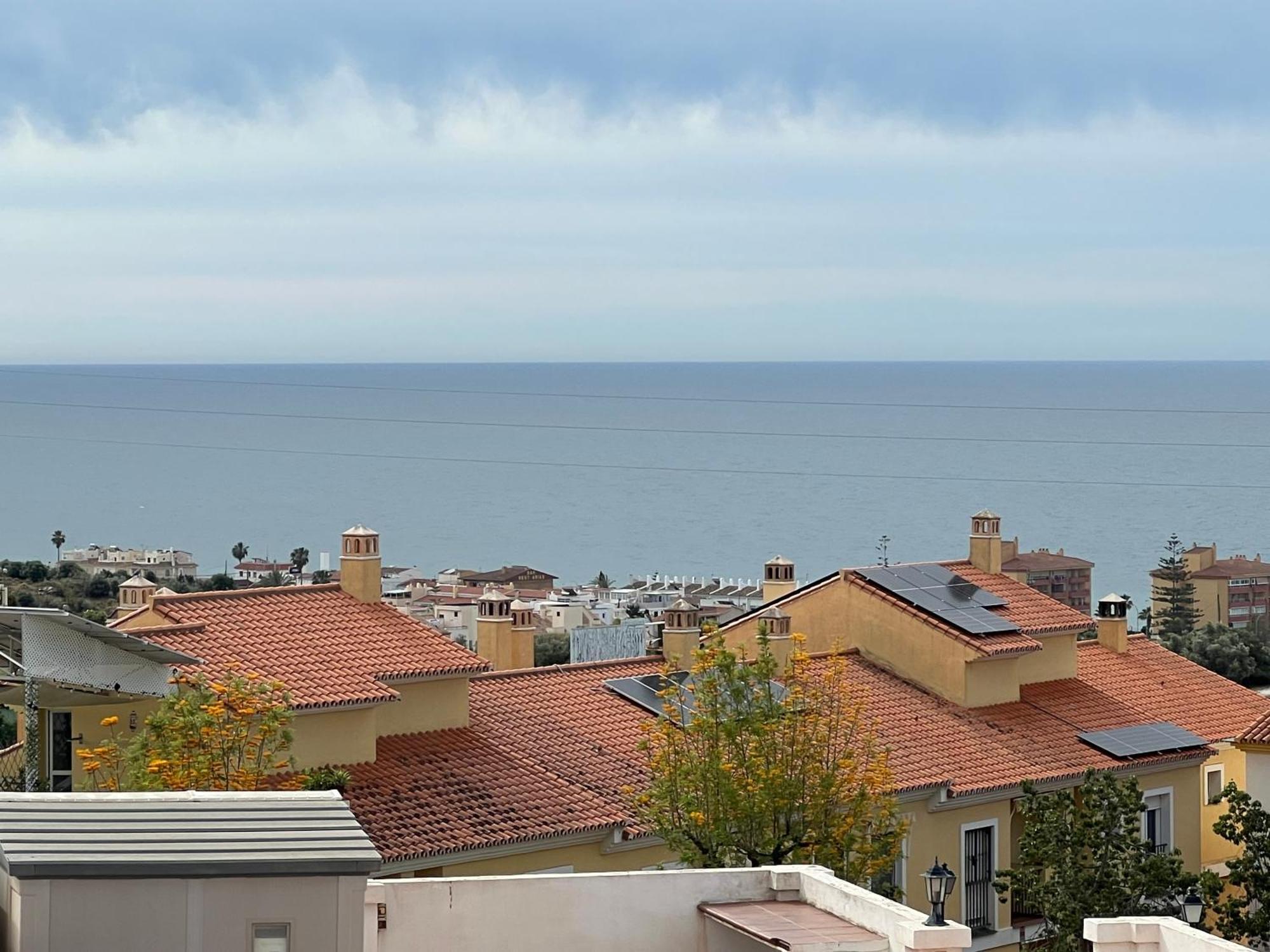 El Atico Con Vistas Al Mediterraneo Parking Y Piscina 6P Rincón de la Victoria Exterior foto